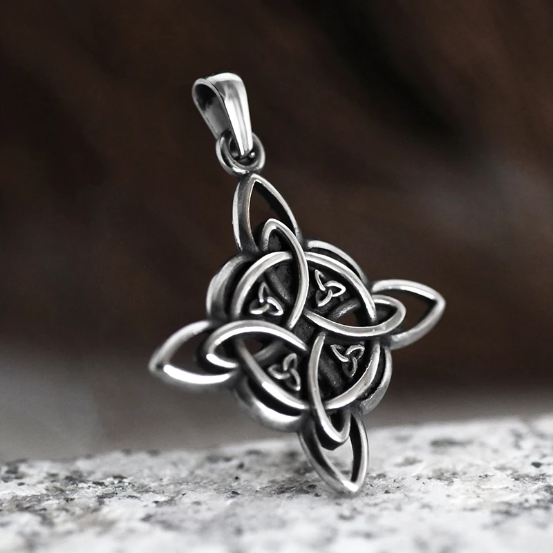 

Vintage Stainless Steel Viking Celtics Knot Pendant Necklace Men's Chain Nordic Odin Trinity Viking Necklace Amulet Jewelry Gift