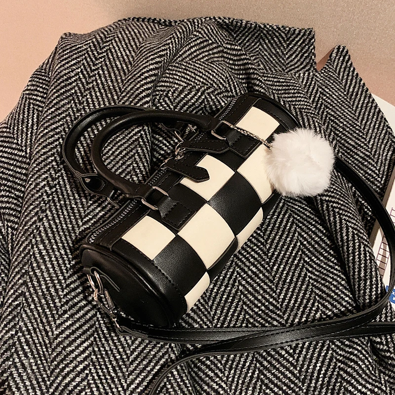 

Контрастная плетеная Сумка через плечо для женщин, новинка 2022, Высококачественная Женская сумочка, черная, коричневая сумка через плечо