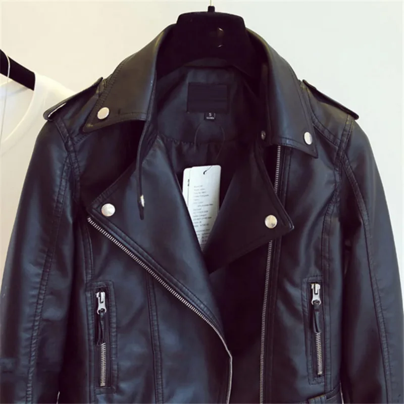 Рисунок 5 - Женская короткая мотоциклетная куртка