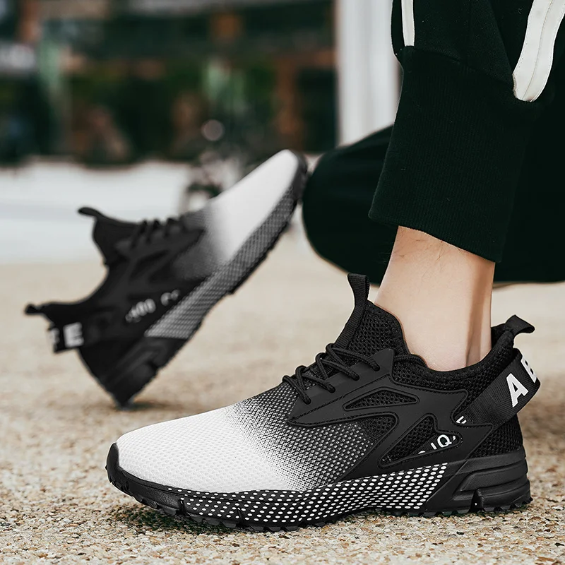 2023 New Men Sneakers Outdoor Breathable Shoes for Men Lightweight Tenis Shoes Comfortable Sports Training Man Running Shoes