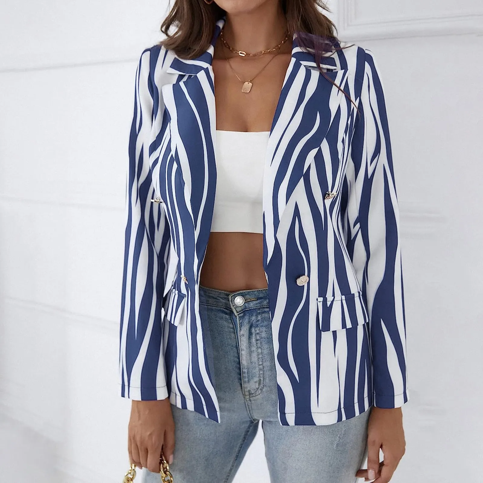 

Женская легкая офисная куртка с длинным рукавом и принтом