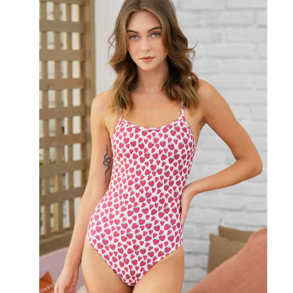 Купи Lemango 2023 New Very Berry Strawberry Rose Womens Swimsuit Sexy One-piece Slim High Waist Triathlon Race Bodysuit Open Water за 976 рублей в магазине AliExpress