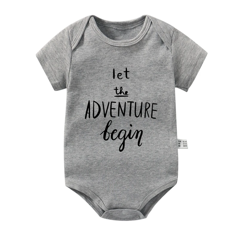 Комбинезон детский хлопковый с коротким рукавом и надписью Let the Adventure Start