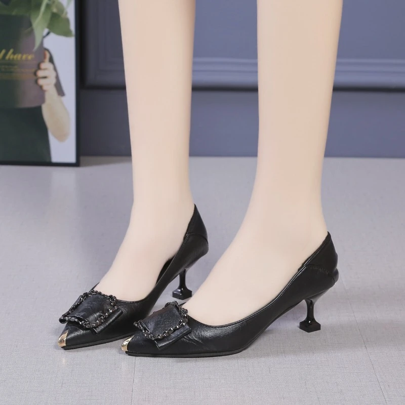 Женская обувь с металлическим носком 2024 женские универсальные туфли на высоком