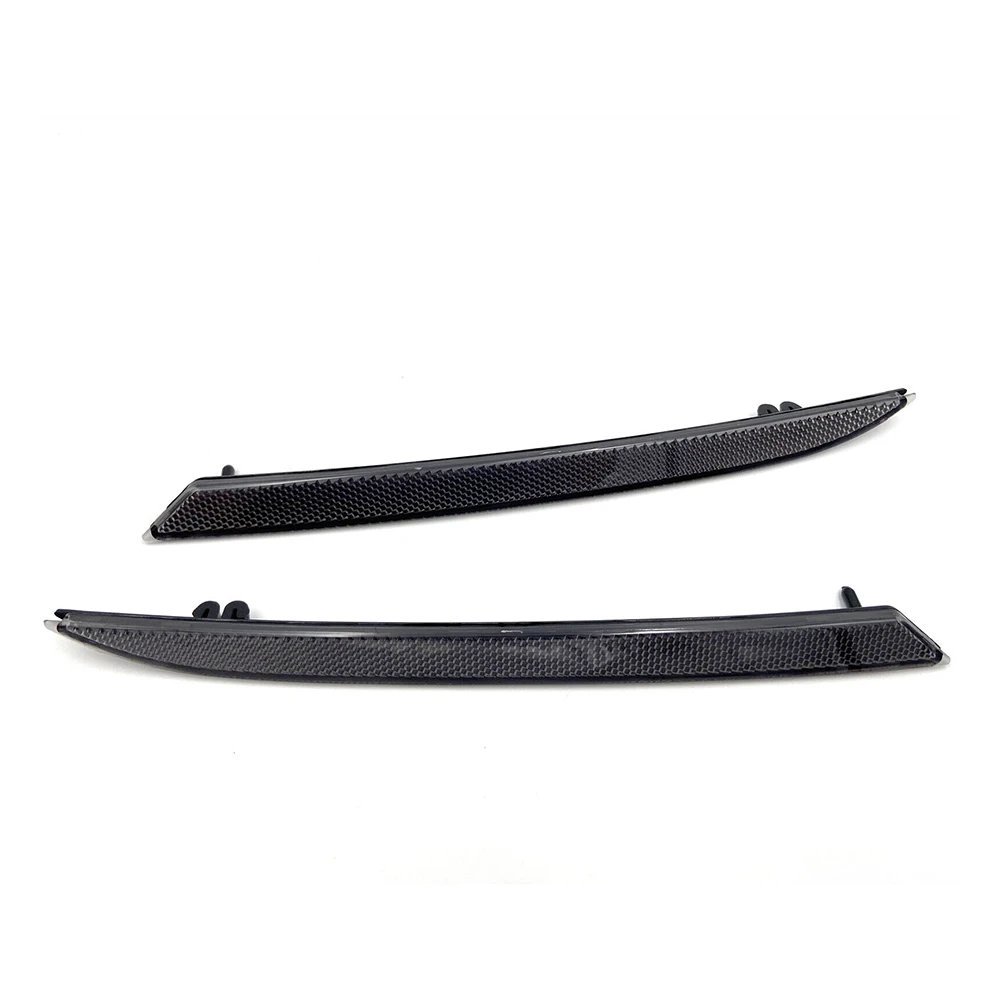 

2Pcs Black Smoked Lens Rear Bumper Reflector Lenses For Ford Mustang 2018-2022 Accessories High-quality Rear Bumper Reflector