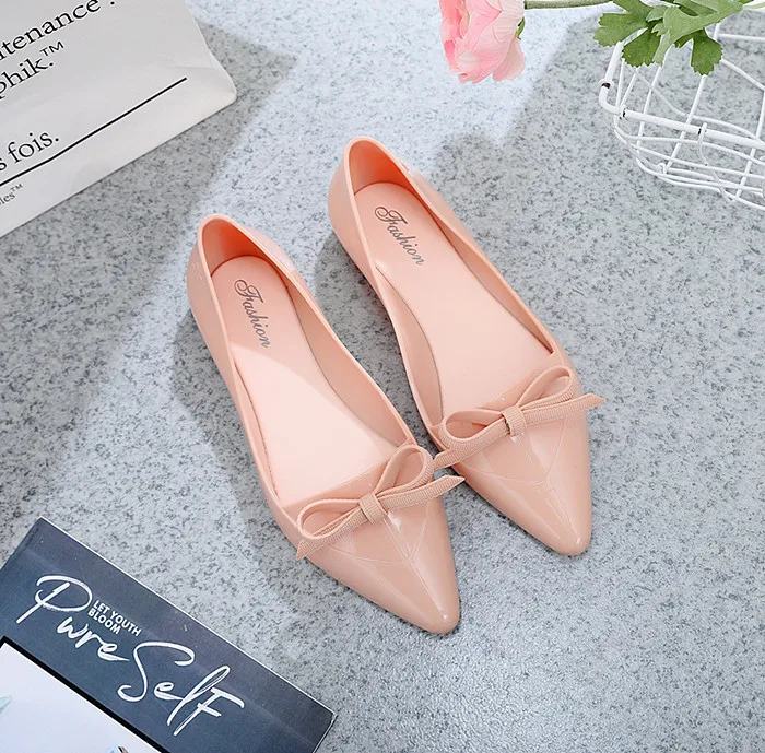 

Elegant Jelly Shoes Women Summer Waterproof Bow Flats Casual Shoes 2022 Pvc Plastic Summer Shoes for Women Water Flats Sandals
