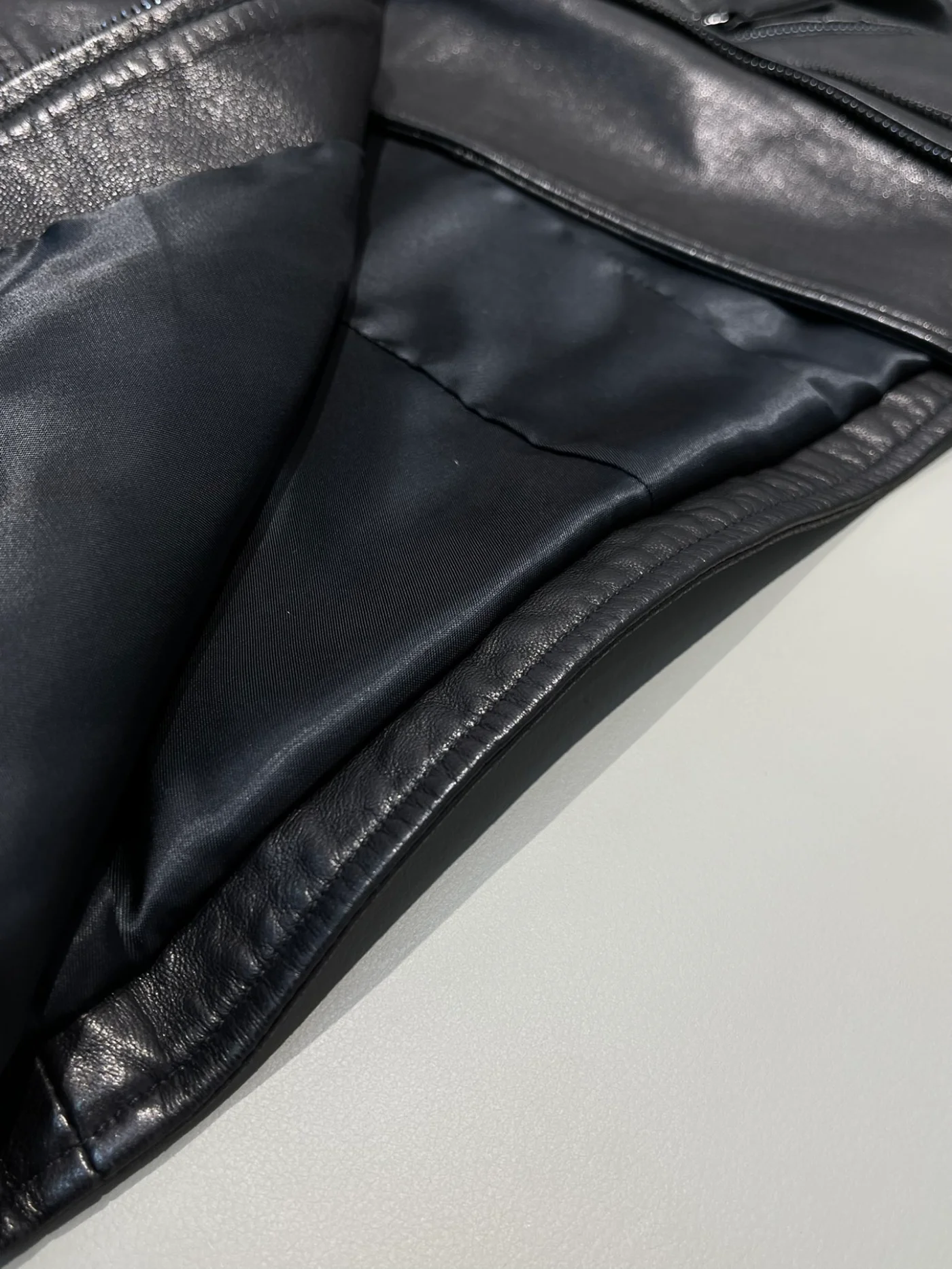 Hot Sale Motorcycle Leather Jacket Sheepskin Black Multi Zipper Design 2022 Autumn Winter Fashion Unisex Coat for Women