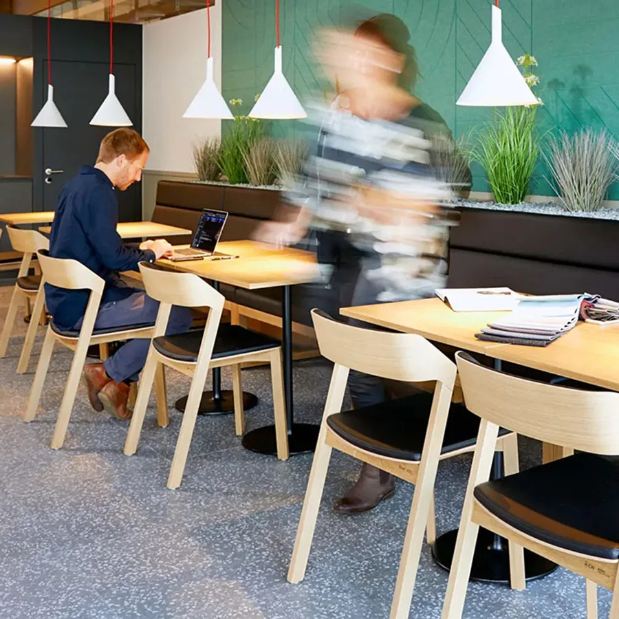 Деревянный обеденный стул черный коричневый классический дизайн портативные