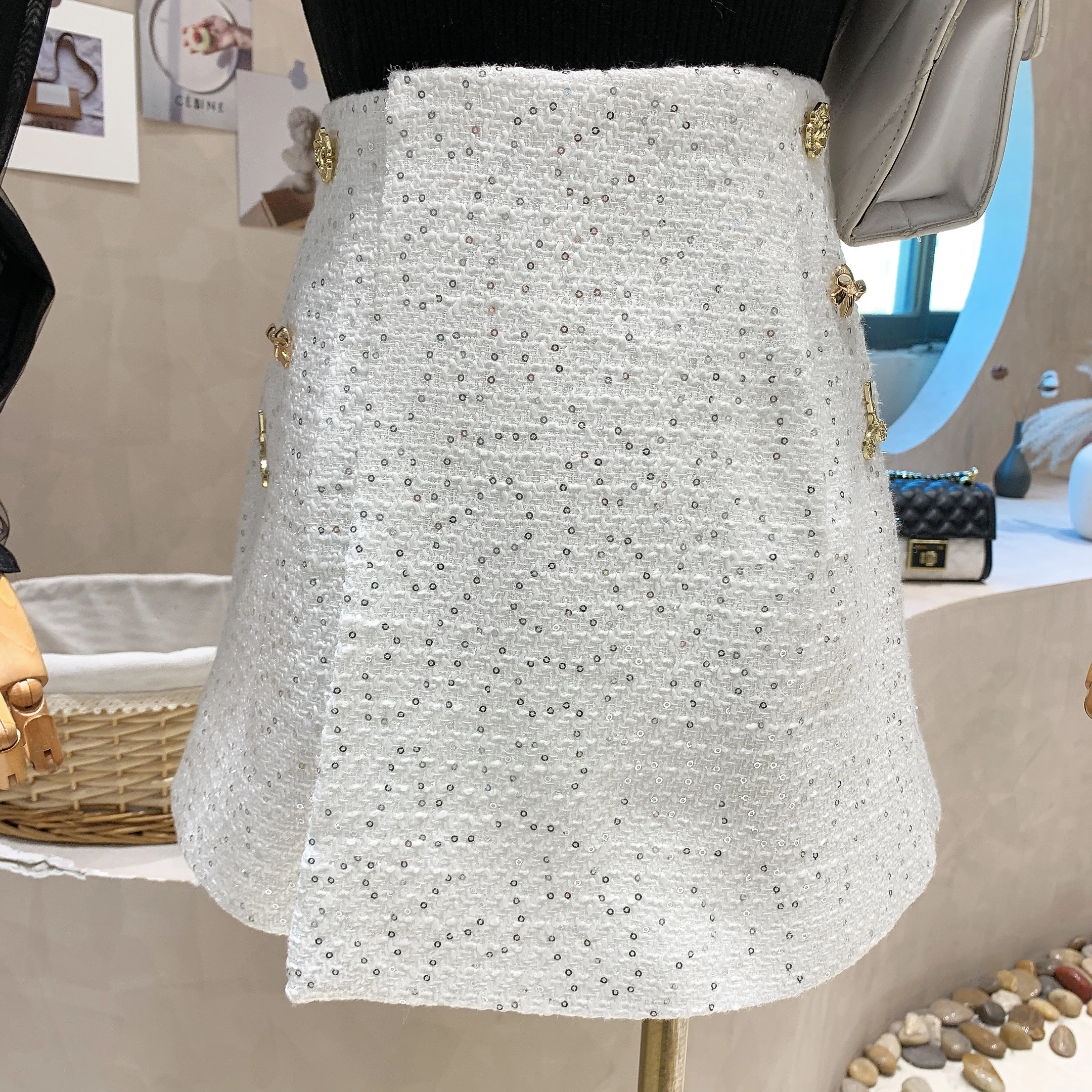 Love Diamond Button Tweed Sequins Shorts Women Autumn Winter High Waist Temperament Small Fragrance Boots