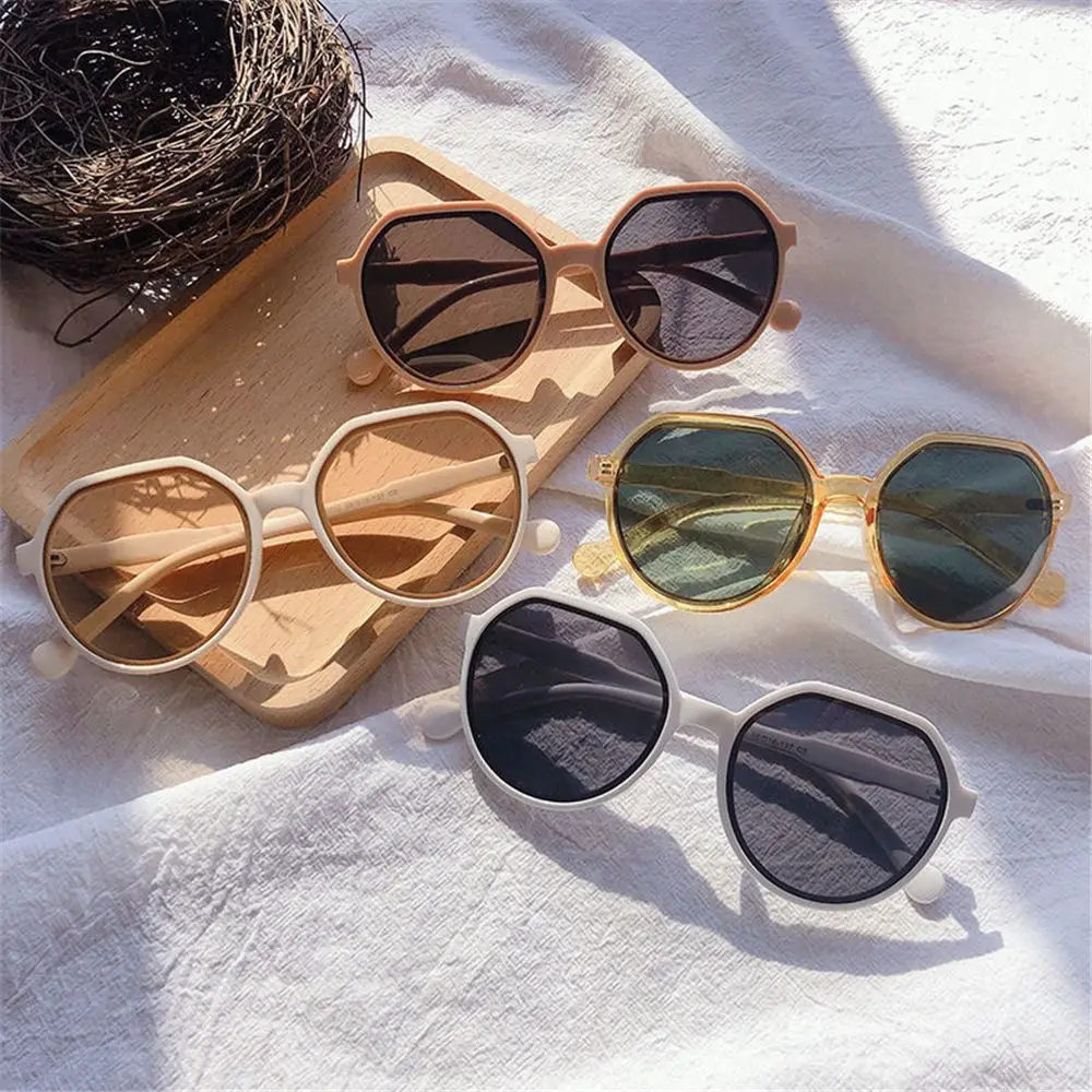 

Retro Luxury Designer Round Sun Glasses UV400 Protection Sunglasses Sunglasses for Women Men