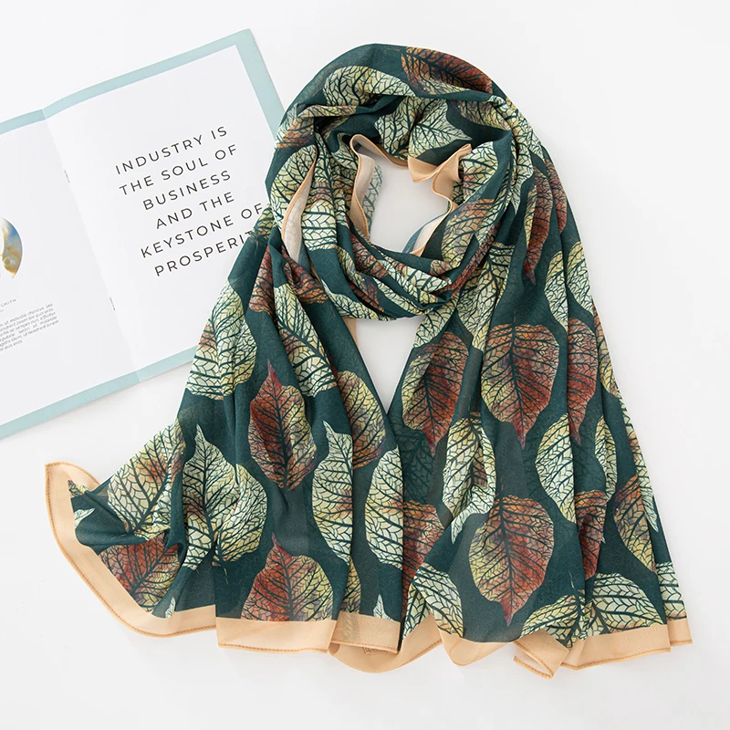 Женский шифоновый шарф с винтажным градиентным принтом в виде листьев