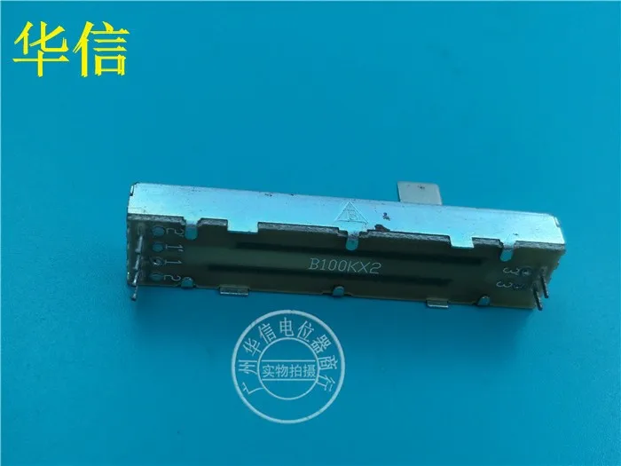 

Used B 73MM mixer fader dual potentiometer B100k handle 12MMB long inner foot, white shell