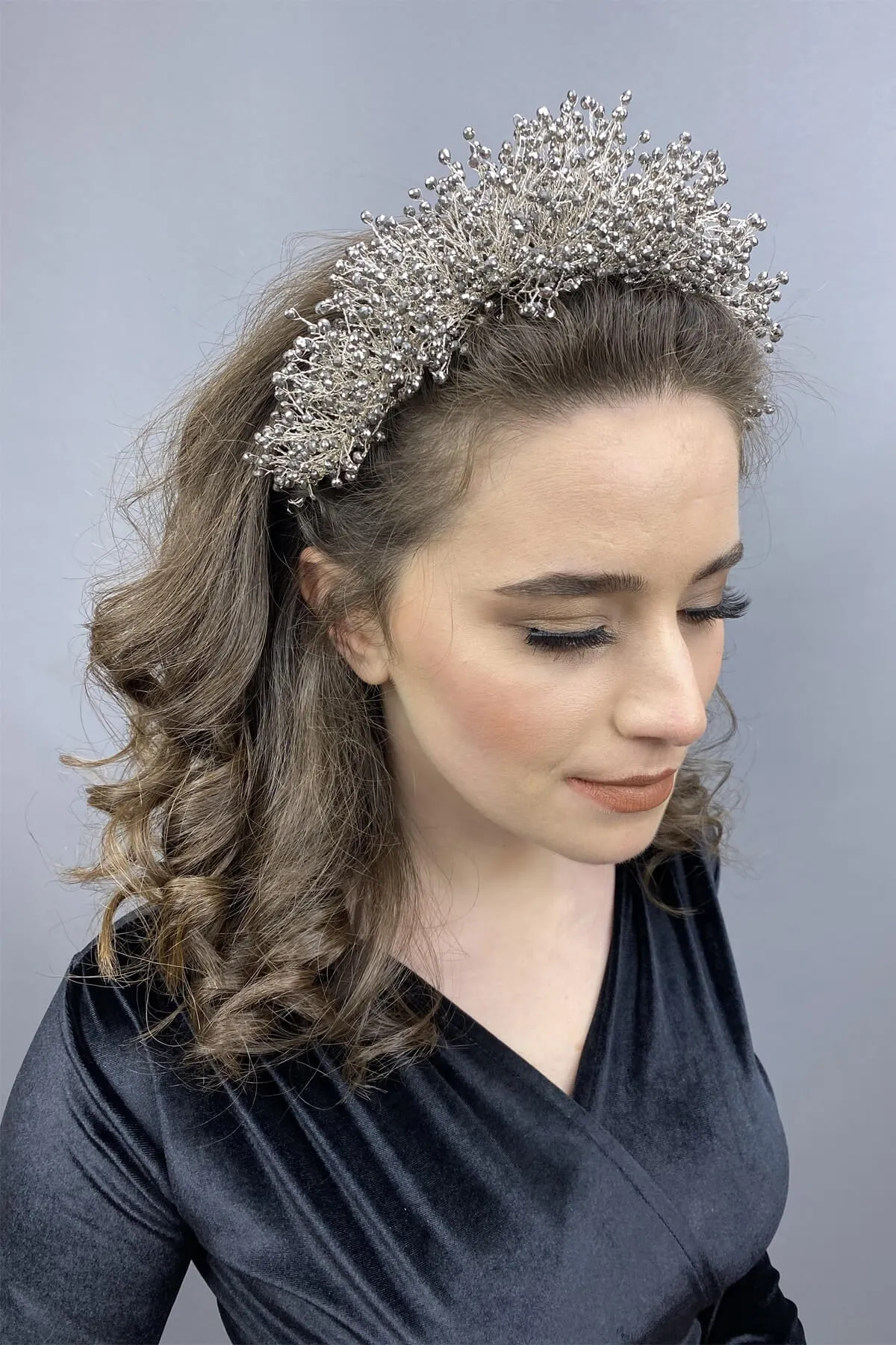 

Gray Atair Henna and Bridal Crown