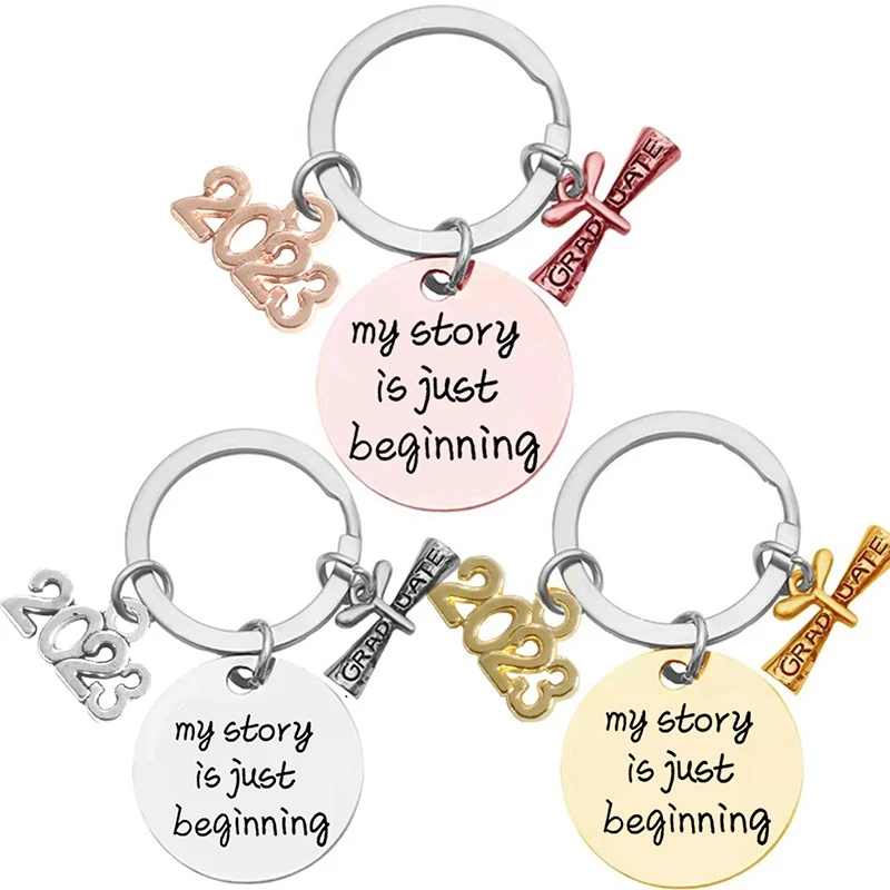 

2023 Graduation Stainless Steel Keyring for Women Men Student Friendship Key Chain Jewelry Gift My Story Is Just Beginning