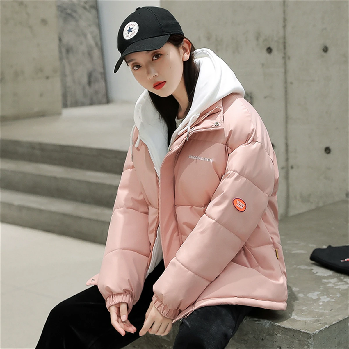 Winter 2022 Thickened Down Cotton Padded Jacket For Female Winter New Korean Version Loose Bread Jacket For Female Hooded Cotton