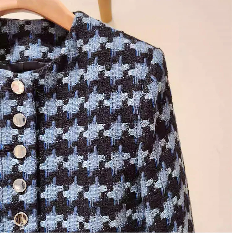 

New 2023 Women's Tweed Dark Blue Short Jacket Autumn and Winter Luxury Commuter