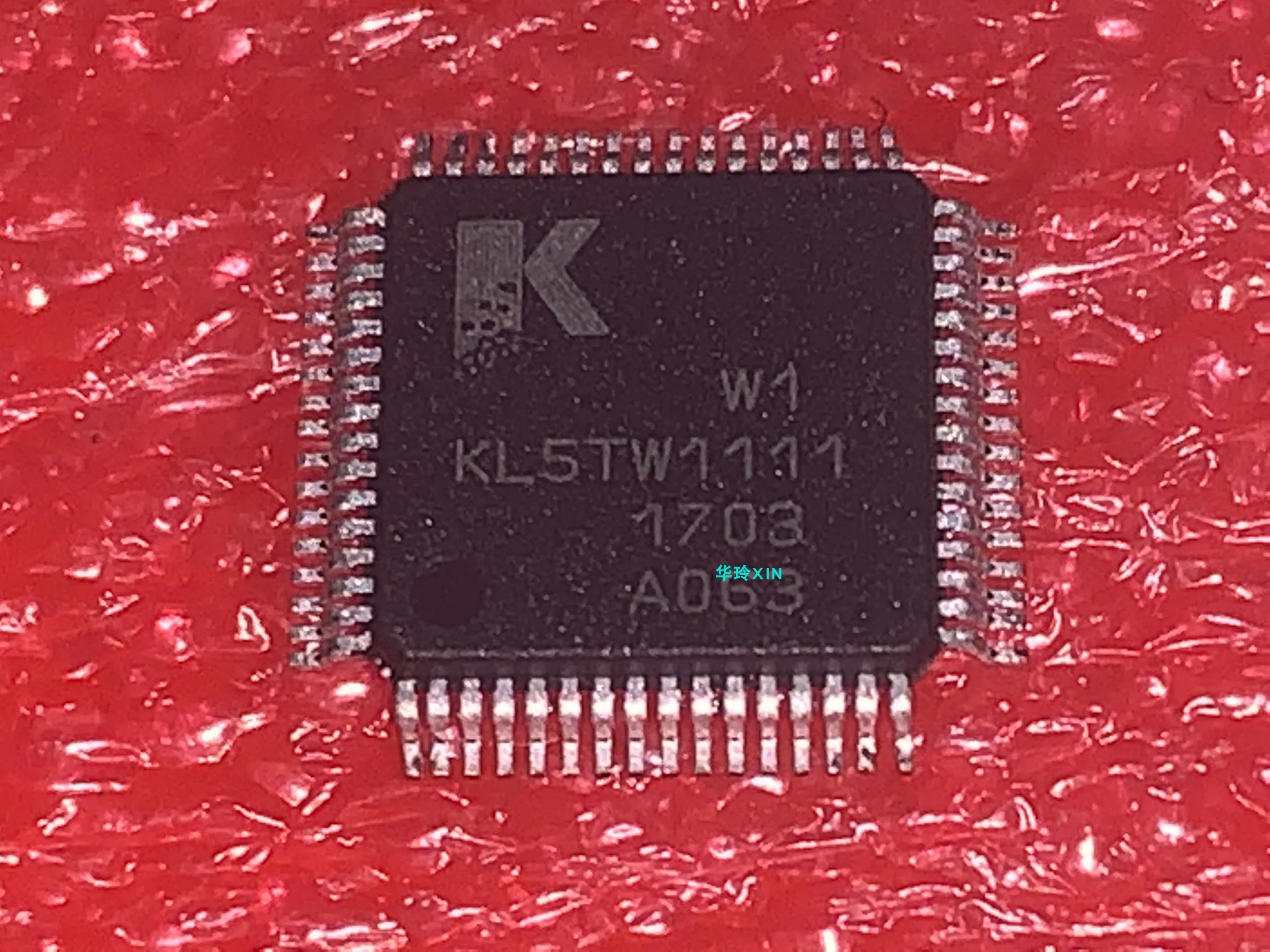 

KL5TW1111 W1 KL5TW1111-W1 QFP-64