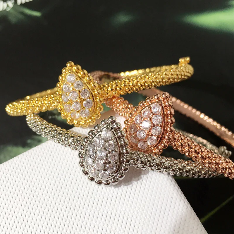 

Лучшая версия браслета в виде капель воды AAA Белый углеродный циркон 3 цвета золота удар браслет Bts для женщин модные ювелирные изделия