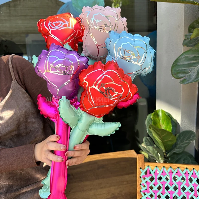 

Набор фольгированных шаров «Смесь цветов любви»