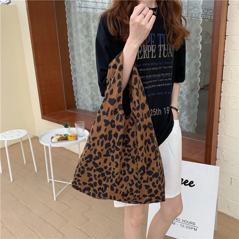 Leopard Shoulder Bag Women's Large Capacity Casual Totes Ladies Daily Leisure Handbags Shopping Pouch retro Underarm bags