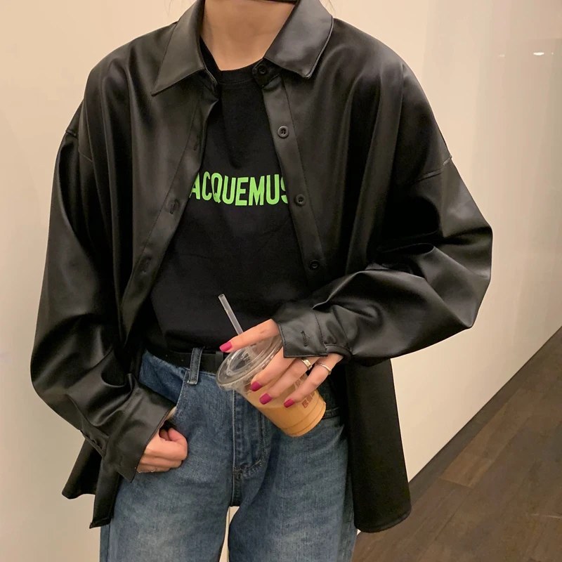 PU Leather Blouses Black 2021 New Women Oversized Autumn Vintage Faux Leather Coats Turn-down Collar Motor Biker Jacket Spring