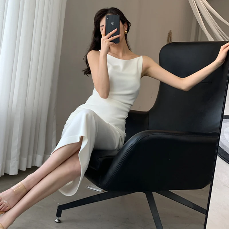 Новинка 2024 летняя одежда длинное приталенное платье на бретельках с эффектом