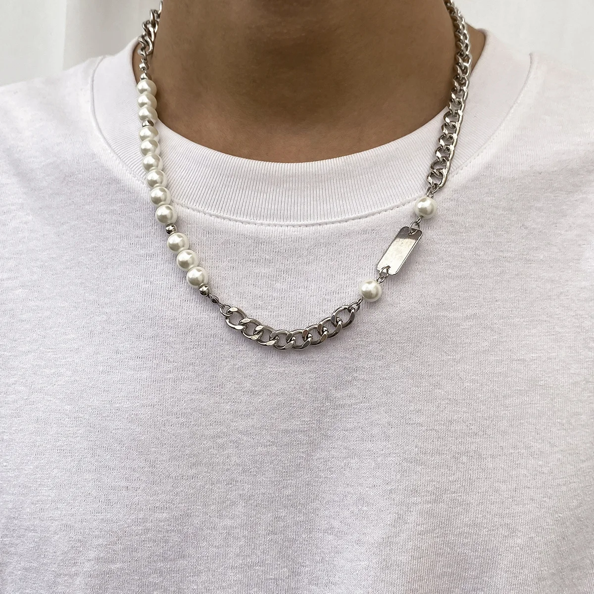 

Creative Clavicle Chain Stitching Simulation Pearl Necklace For Men Fashion Hip Hop Simple Style Geometric Jewelry