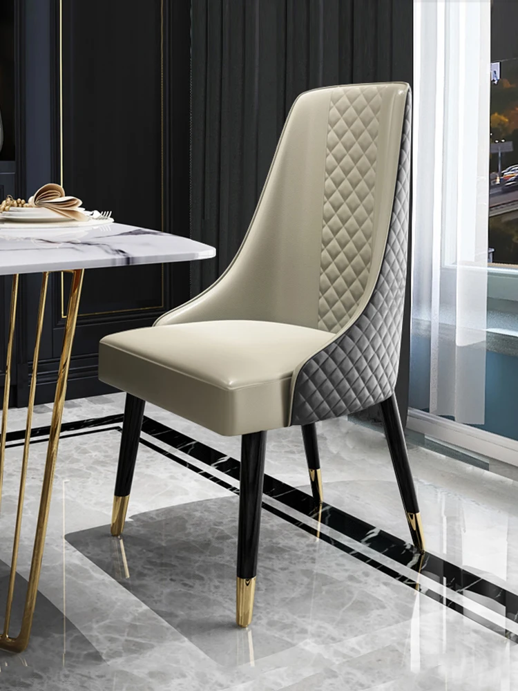 

Светлый домашний современный минималистичный стул для отдыха