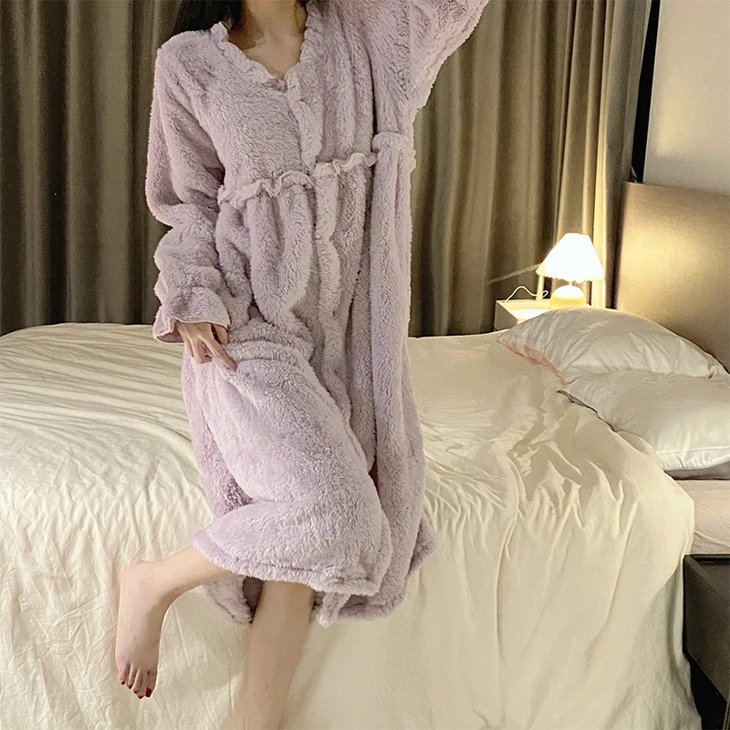 

Pyjamas Flannel Women Robe Nightgowns Long Velvet Dress Sleep Winter Warm Autumn Sleeve Homewear Thick Female Sleepwear Coral