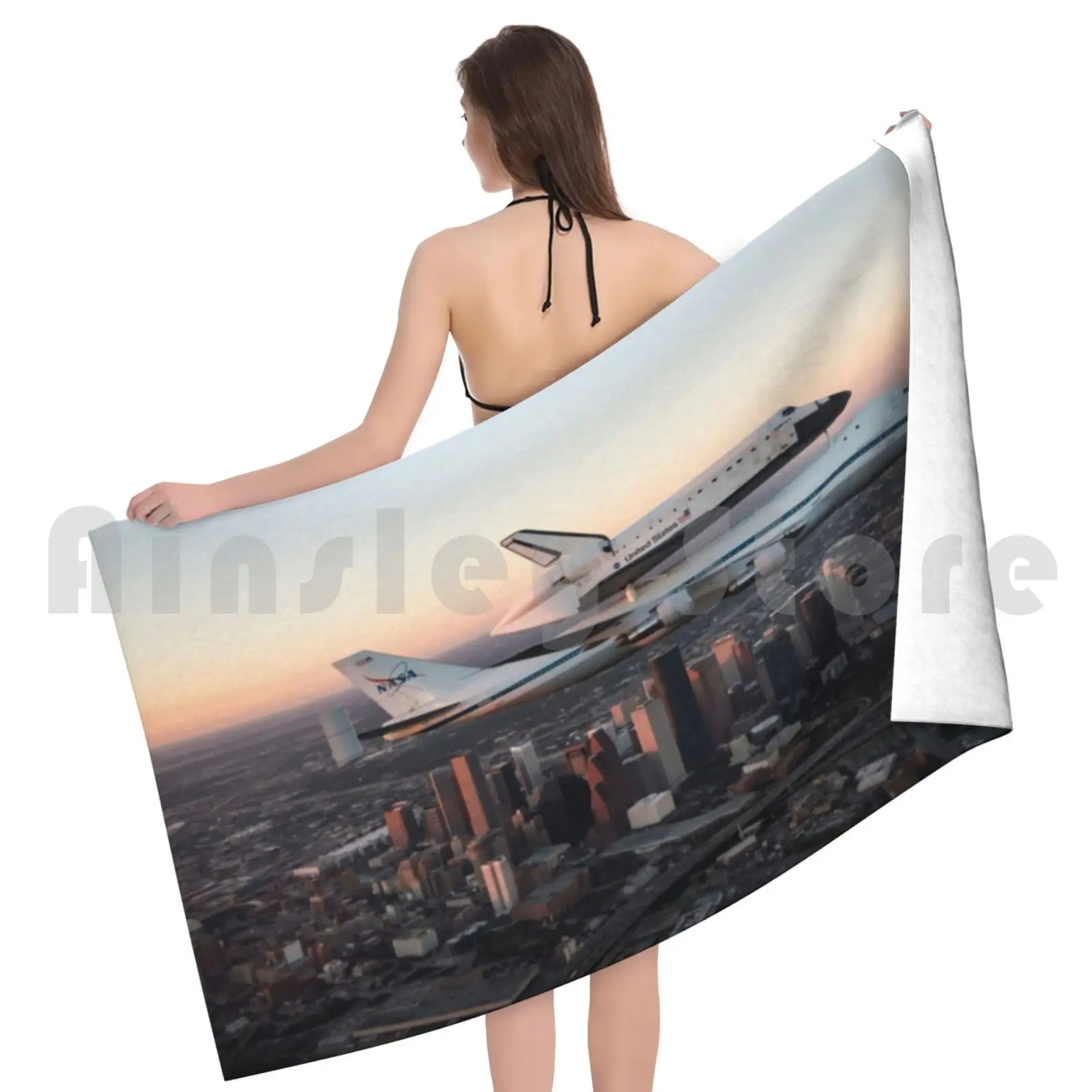 1821. Endeavour Ferried By Sca Over Downtown Houston Skyline Bath Towel Beach Cushion