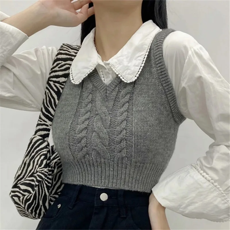 

Sweater Vest, Fried Dough, Twill Vest, V-neck, Stacked College Age Reducing High Waisted Short Knit Vest