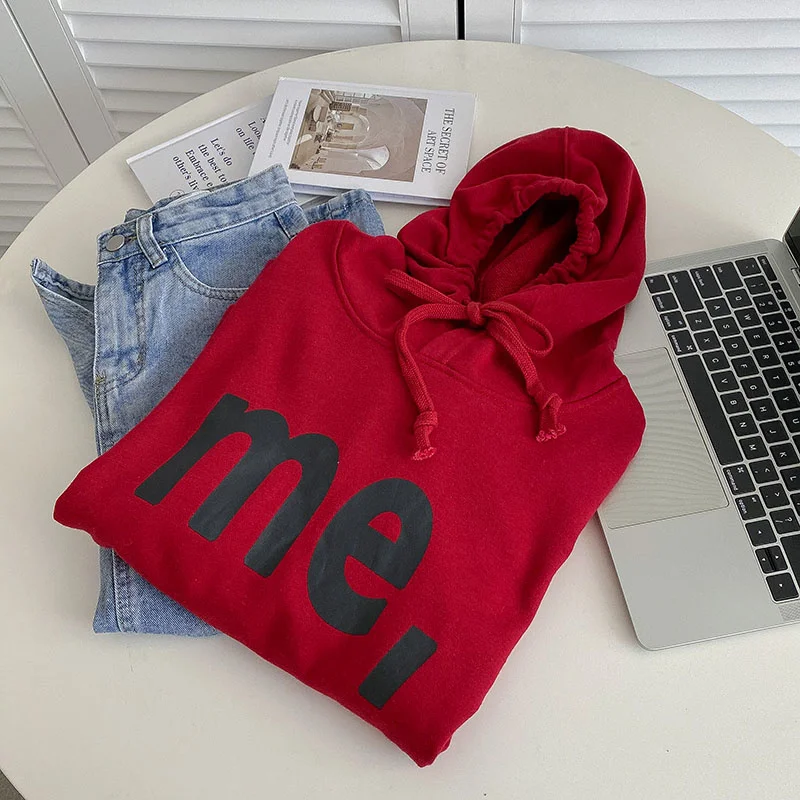 

Letter " Me " Graphic Red Oversized Hoodies