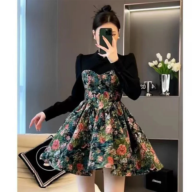 Новое ретро-платье в стиле французской Хепберн Коллекция весна-осень короткая