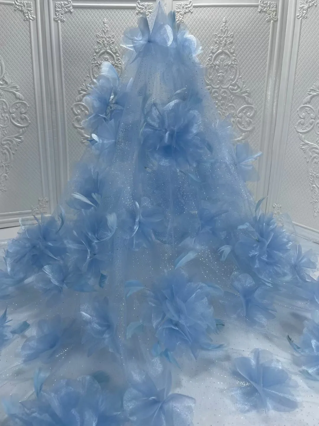 

Высококачественная африканская французская перьевая многоцветная вышивка 3D стереоскопическая швейцарская сетка для платья 5Y/лот