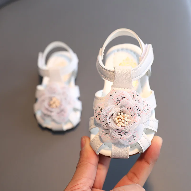 

Newest Summer Kids Shoes Fashion Leathers Sweet Children Sandals For Girls Toddler Baby Breathable Hoolow Out Flower Shoes