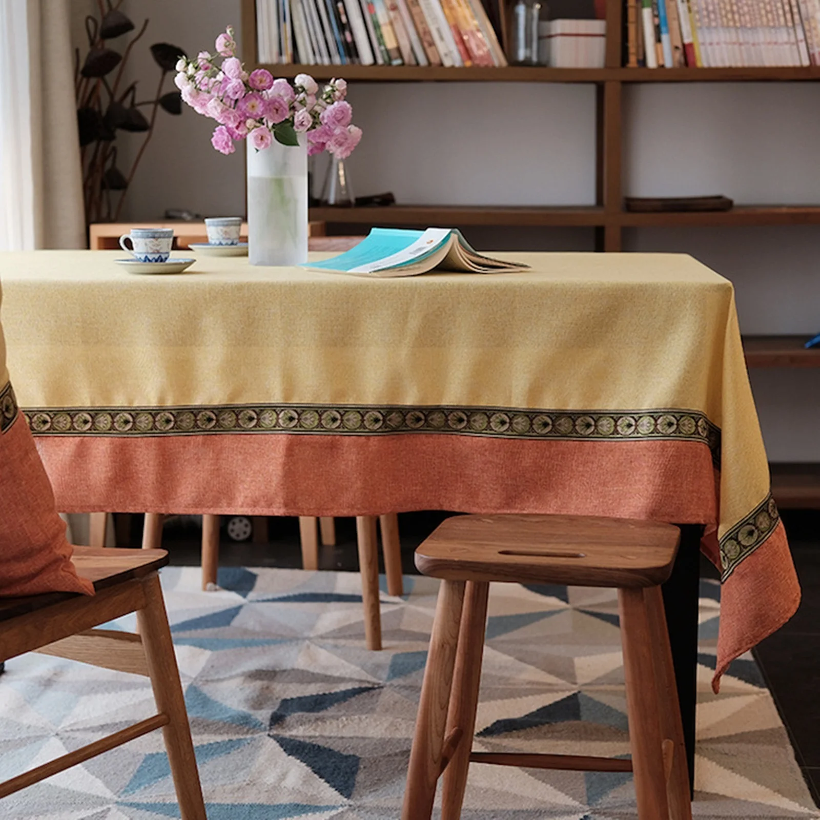 

Скатерти из полиэстера, водонепроницаемые скатерти для стола, украшение для средиземноморского тайского желтого обеденного стола, журналь...