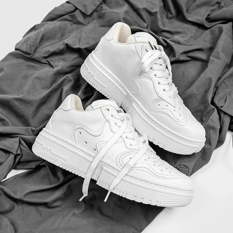 Новинка 2024 модные удобные мужские кроссовки CLAIAMI обувь повседневная кожаная с