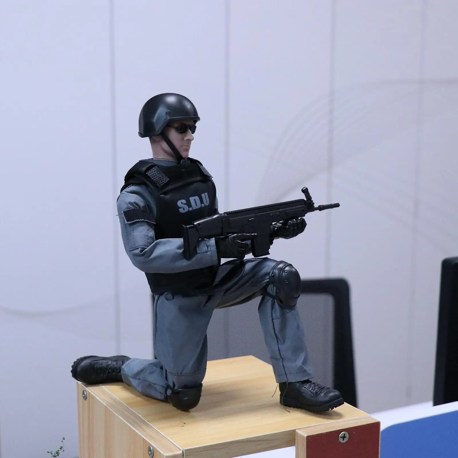 Фигурки солдат спецназа 1/6 с аксессуарами
