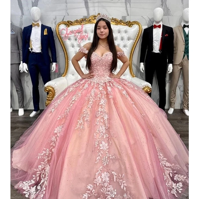 

ANGELSBRIDEP розовое Тюлевое Пышное Платье с сердечком платья 15 лет с открытыми плечами с 3D цветочной аппликацией Формальные платья принцессы