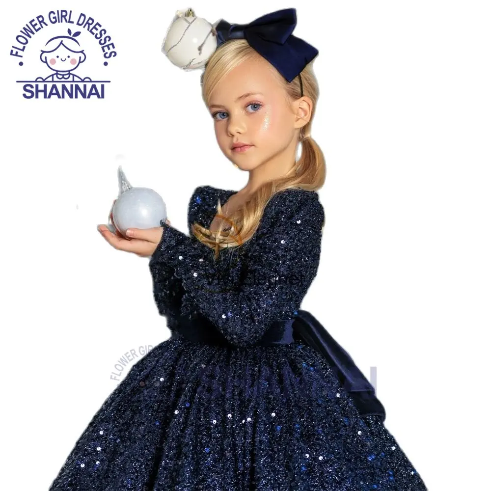 

Платье ТРАПЕЦИЕВИДНОЕ с V-образным вырезом, без рукавов, до щиколотки