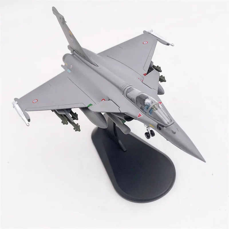 

Scale 1/100 Fighter Model France Dassault Rafale C Military Aircraft Replica Aviation World War Plane Miniature Toy for Boy