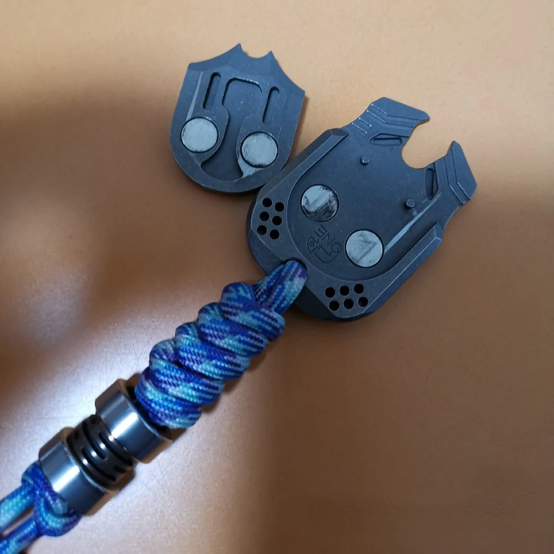 

Second-Hand out-of-Print EDC Beetle Push Brand One Beetle Multi-Function Push Brand Bottle Opener Titanium Alloy Material