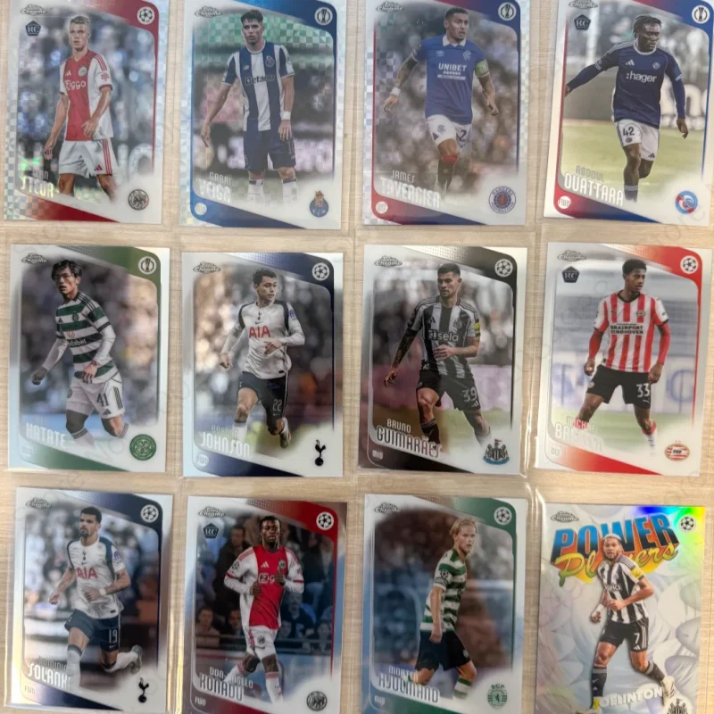 Фото Оригинальный набор коллекционных футбольных карточек Topps Chrome 2025/26 UEFA Club Competitions: Hanger/Value/Mega, лимитированная серия, рефракционные карточки №3