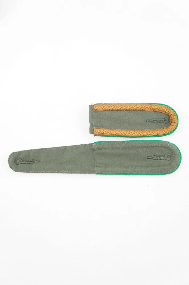 

GISH-087 WWII German Heer DAK Panzergrenadier Unteroffizier Sergeant shoulder boards