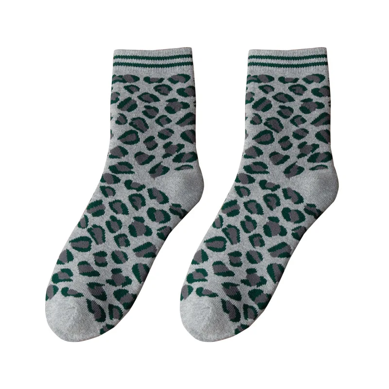 

Thickened Socks Fashion Leopard Print Winter Middle Tube Socks Personality Korean Street Sports Martin Boots Socks Warm Socks