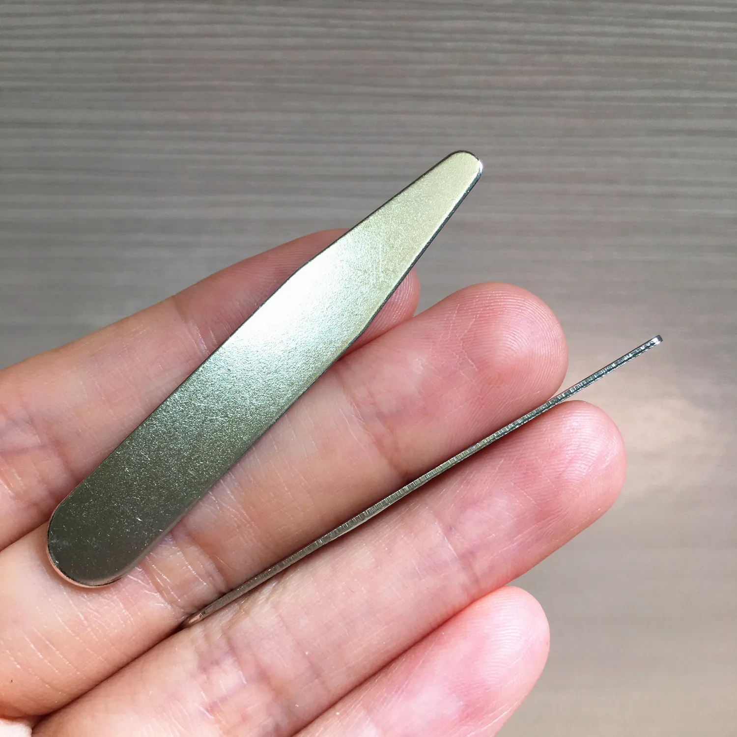 

Stainless Steel Collar Stays for BF Business Man Shirt Bone Stiffeners Inserts Father's Day Gift