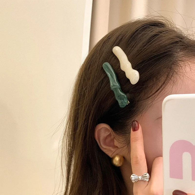 

Elegant Irregular Shape Acrylic Simple Hair Clips for Women Sweet Side Hairpins Barrettes Fashion Hair Accessories