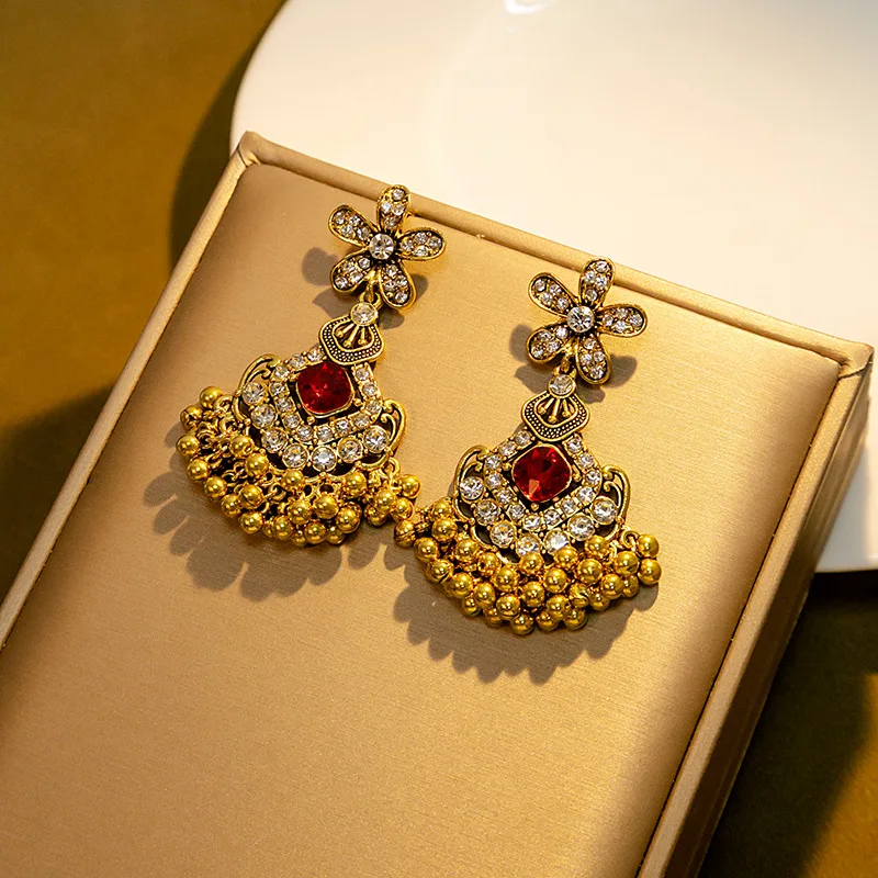 

New 2023 Fashion High end Luxury Temperament Literary Girl Flower Earrings Earrings Earrings Earrings Wholesale Jewelry Gift