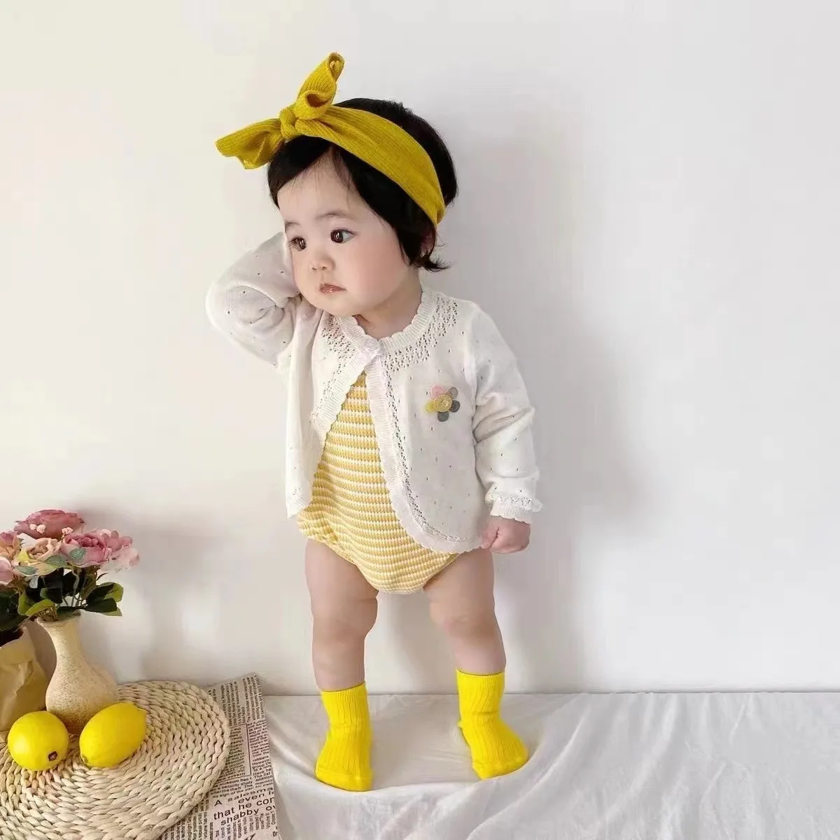 Белый кардиган для маленьких девочек 0-8 лет модная тонкая детская куртка