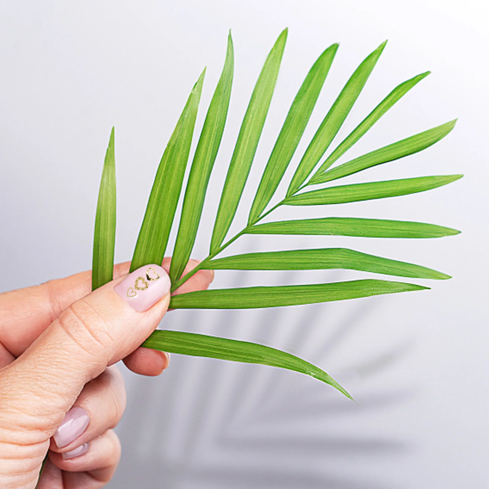 

60 шт. милые Подвески для ногтей, украшения в форме сердца, аксессуары для маникюра, маленькие декоративные украшения, цинковый сплав, Kawaii Miss